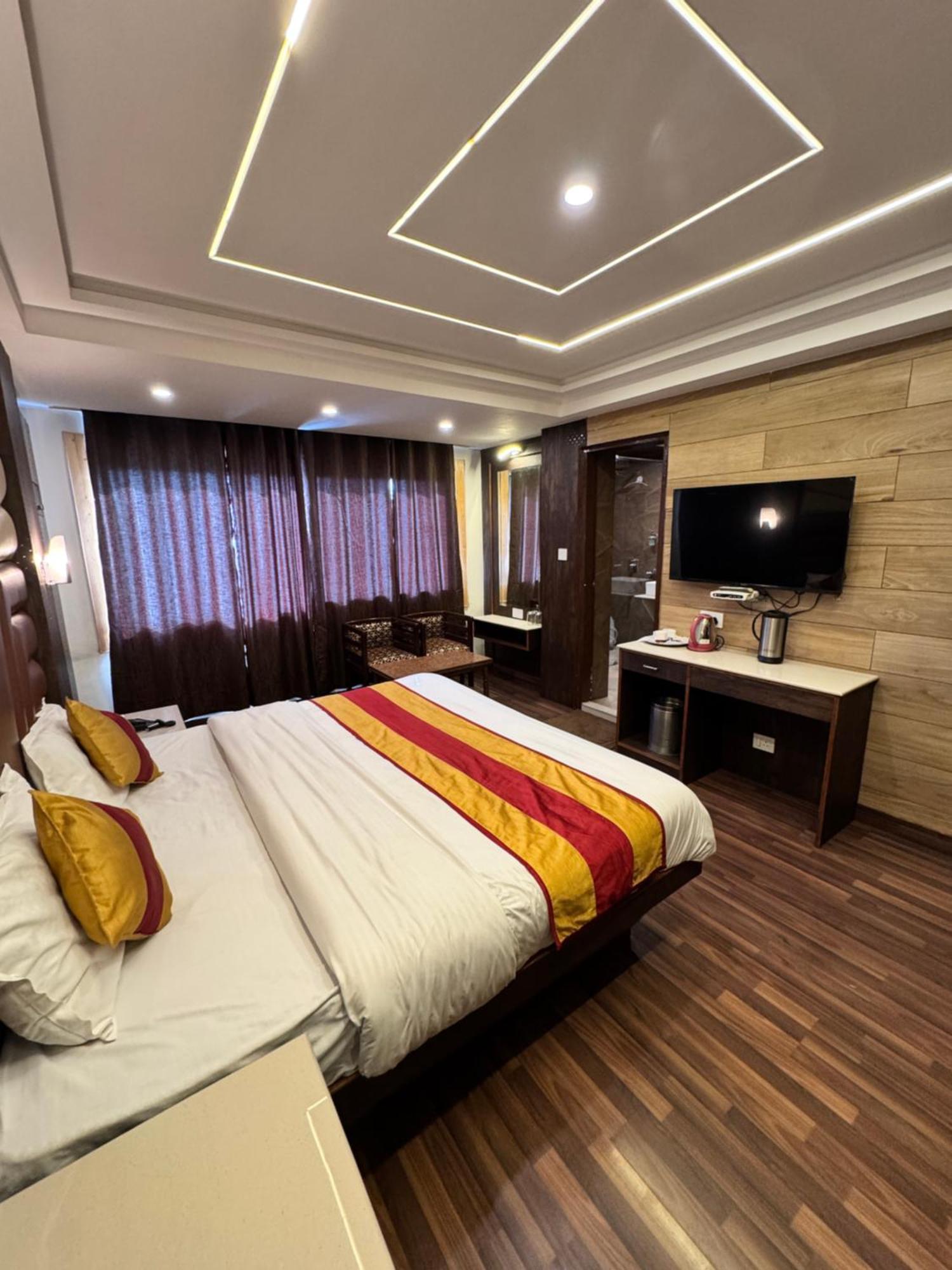 Hotel Victory Since 1979 Σίμλα Εξωτερικό φωτογραφία